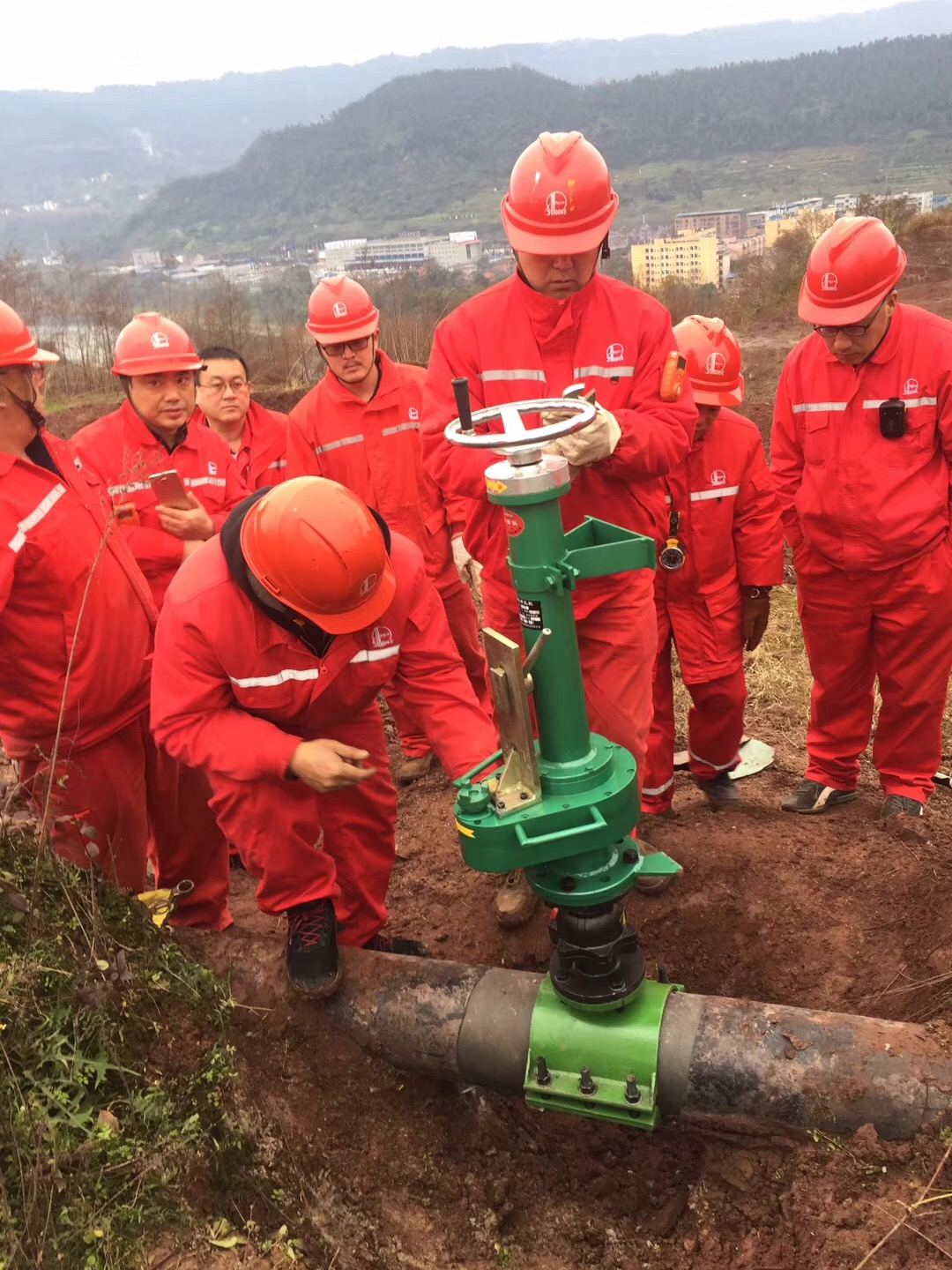 石油石化管道帶壓開孔工程