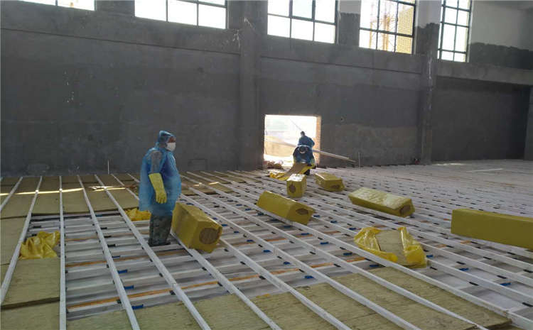 硬木企口舞蹈房木地板生產(chǎn)廠**