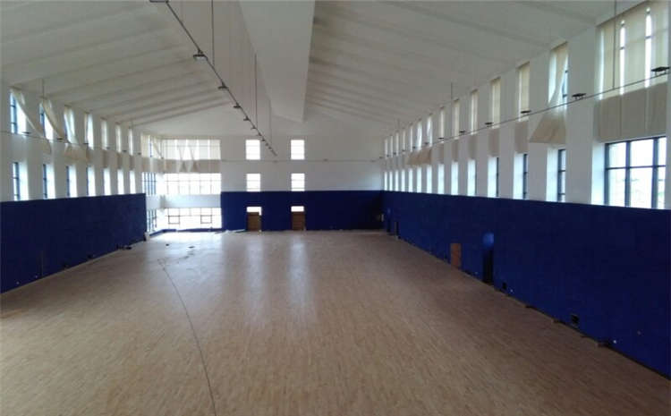 俄勒岡松排球館木地板價格是多少錢？