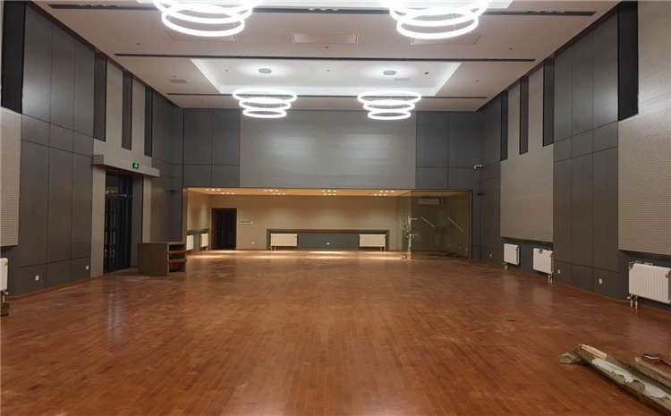 松木舞臺(tái)木地板生產(chǎn)廠家