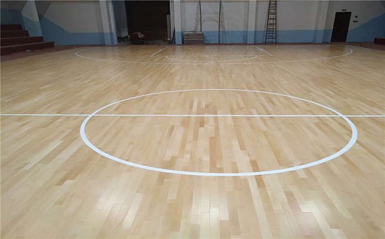 主輔龍骨結構體育木地板廠家去哪找？