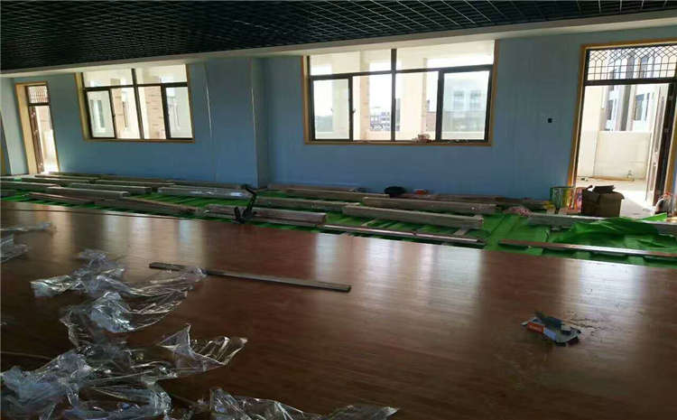 五角楓實木運動地板價格