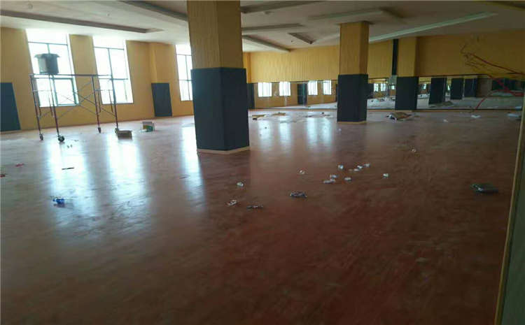 學(xué)校舞臺木地板怎么保養(yǎng)
