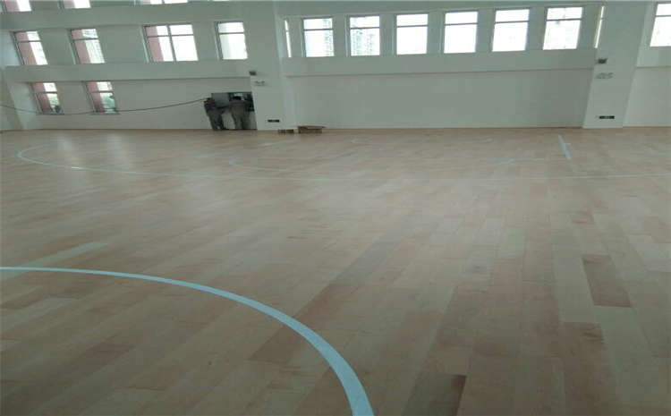 運動木地板污漬如何處理?