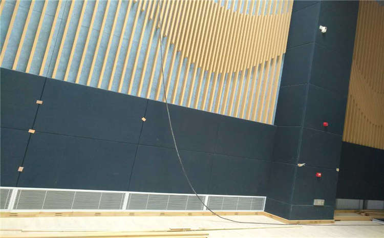 西寧專用實木運動地板怎么安裝