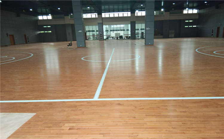 俄勒岡松籃球場(chǎng)木地板多少錢一平米？