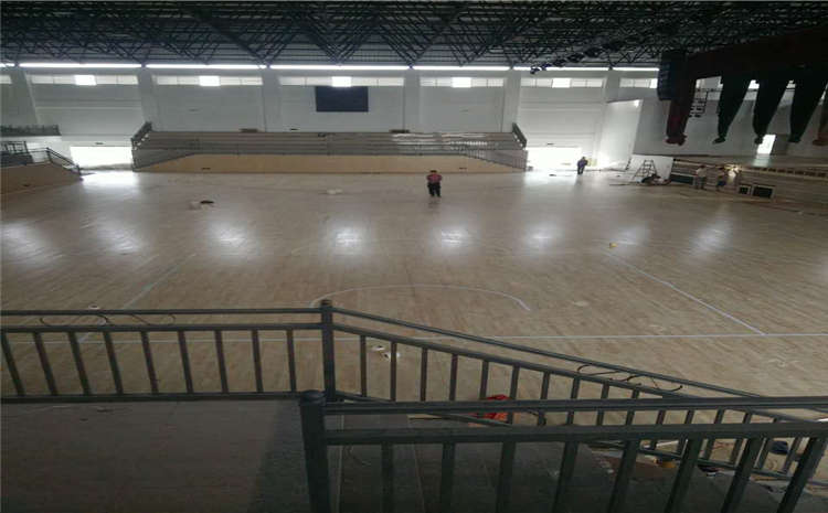 專業的舞臺實木地板翻新施工