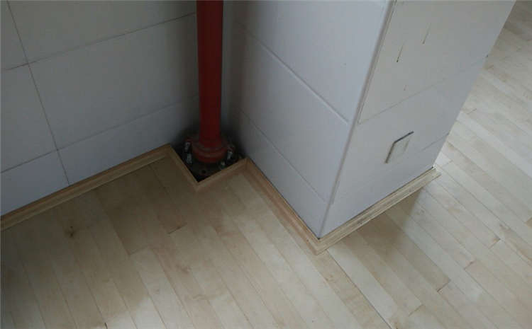 學校木地板籃球館主輔龍骨結構