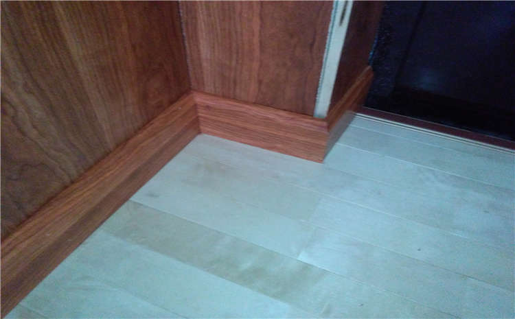 柞木NBA籃球場木地板造價是的多少？