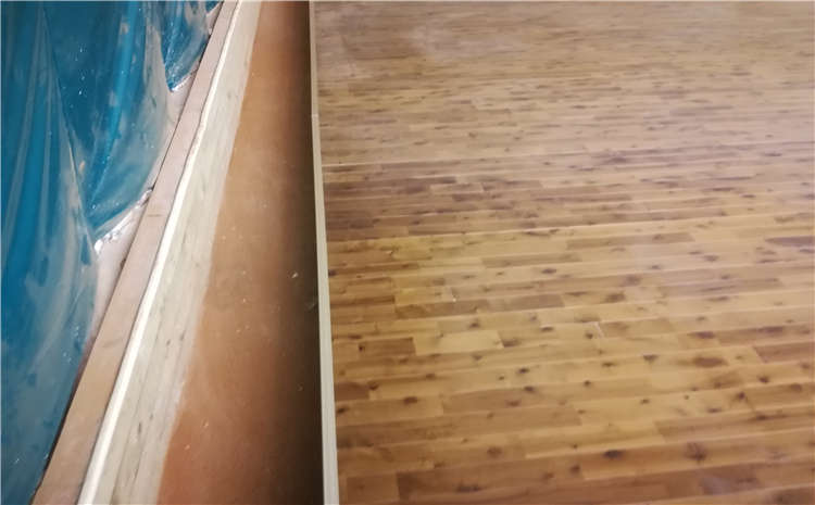 拼接板體育館實木地板一般多少錢？