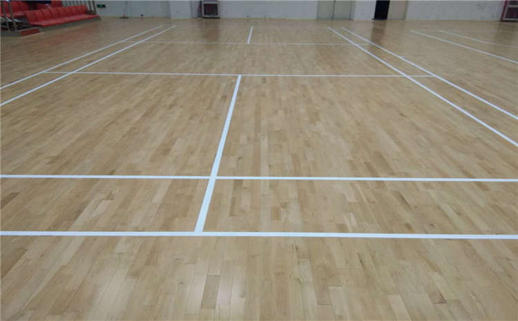 常見(jiàn)的運(yùn)動(dòng)木地板哪家公司好
