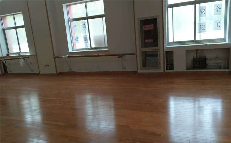 俄勒岡松乒乓球館木地板規格