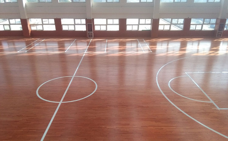 柞木體育運動地板價格