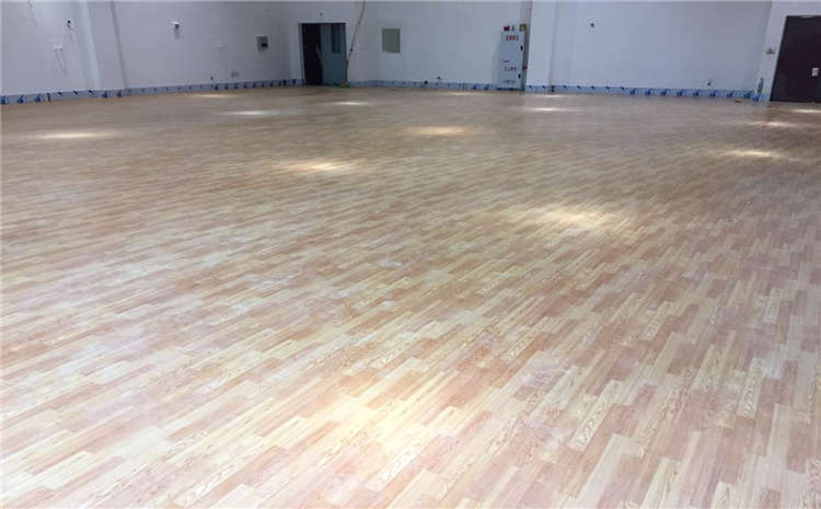 專業的風雨操場地板施工技術方案