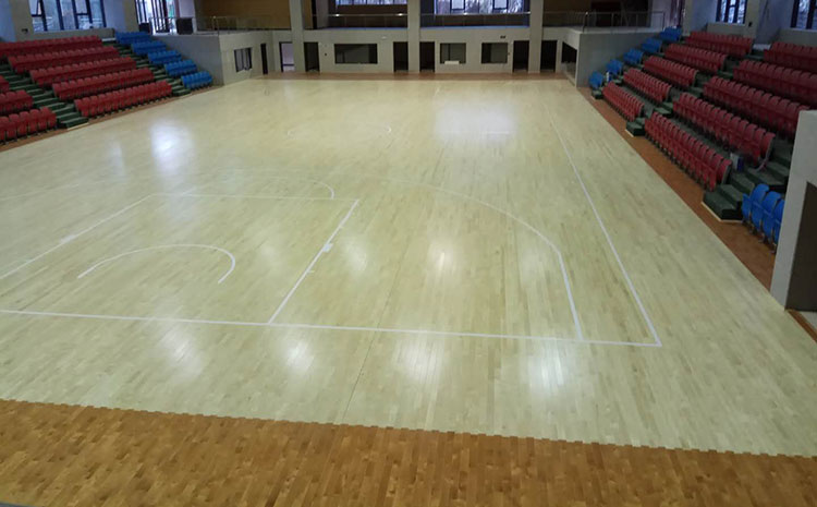 五角楓風雨操場地板圖片及價格