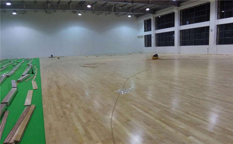 楓木舞蹈房木地板怎么保養(yǎng)？