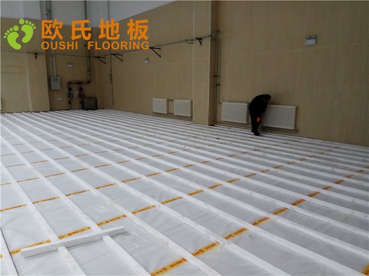 北京門頭溝上悅居配套中學籃球館木地板