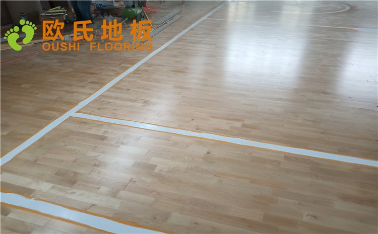 新疆克拉瑪依市獨山子虹園小區(qū)體育館木地板項目——歐氏實木運動地板
